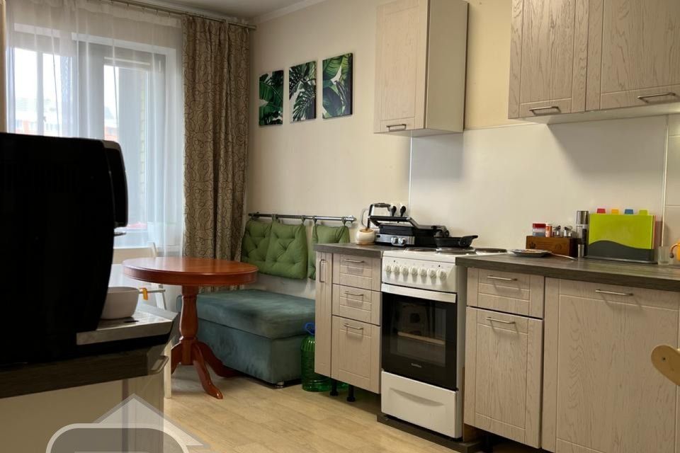 Продаётся 3-комнатная квартира, 77.5 м²