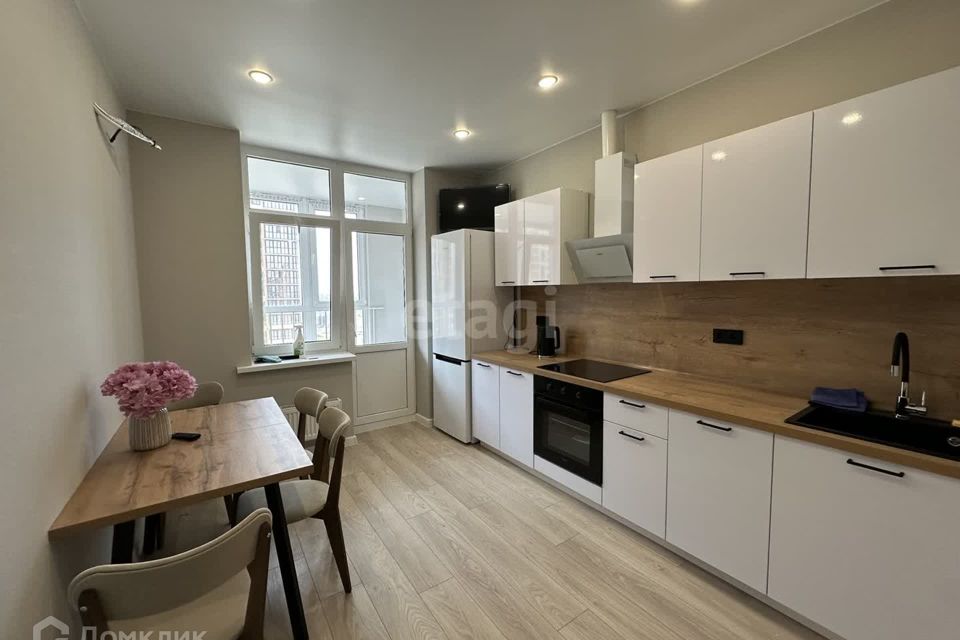 Продаётся 1-комнатная квартира, 36.5 м²