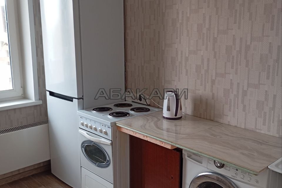 Сдаётся 1-комнатная квартира, 42 м²
