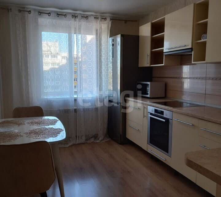 Продаётся 2-комнатная квартира, 64 м²