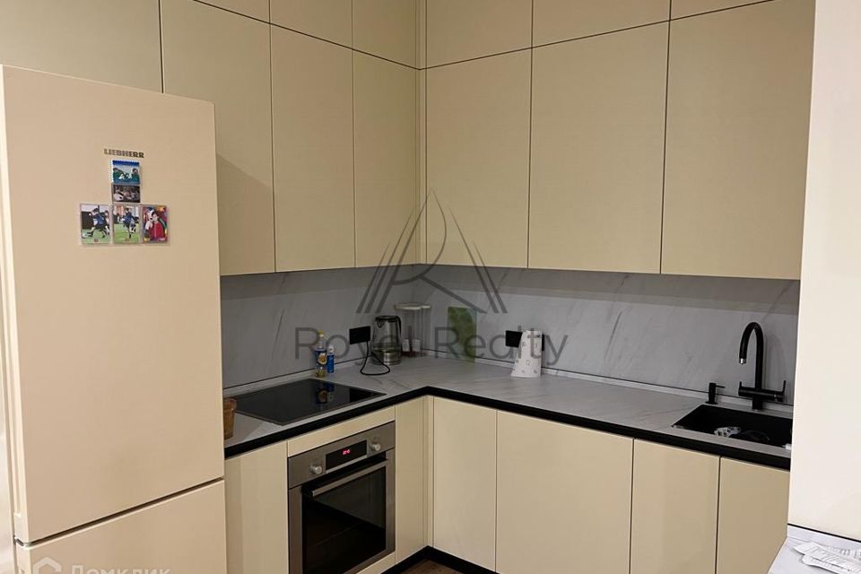 Сдаётся 3-комнатная квартира, 95 м²