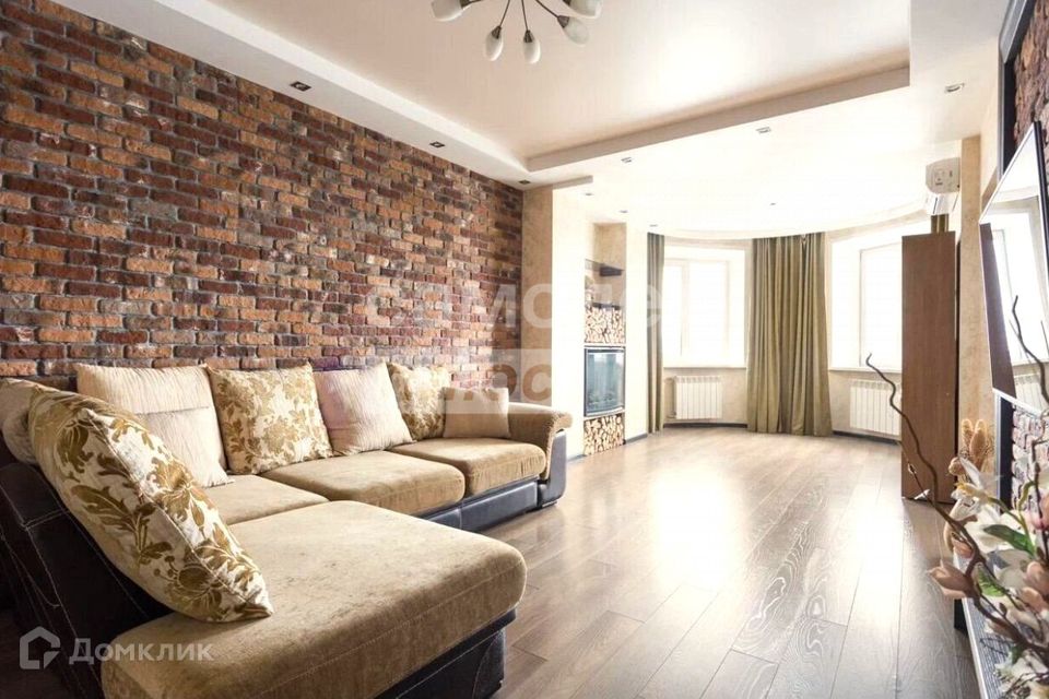 Сдаётся 3-комнатная квартира, 90.2 м²