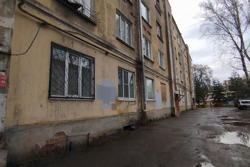 Продаётся комната в 4-комн. квартире, 18 м²