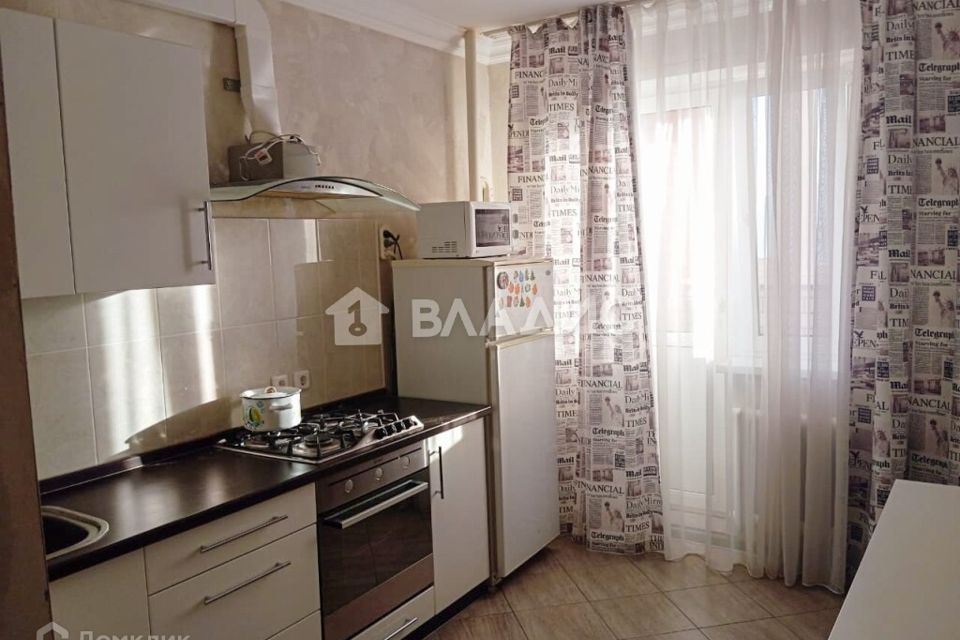Сдаётся 1-комнатная квартира, 38 м²