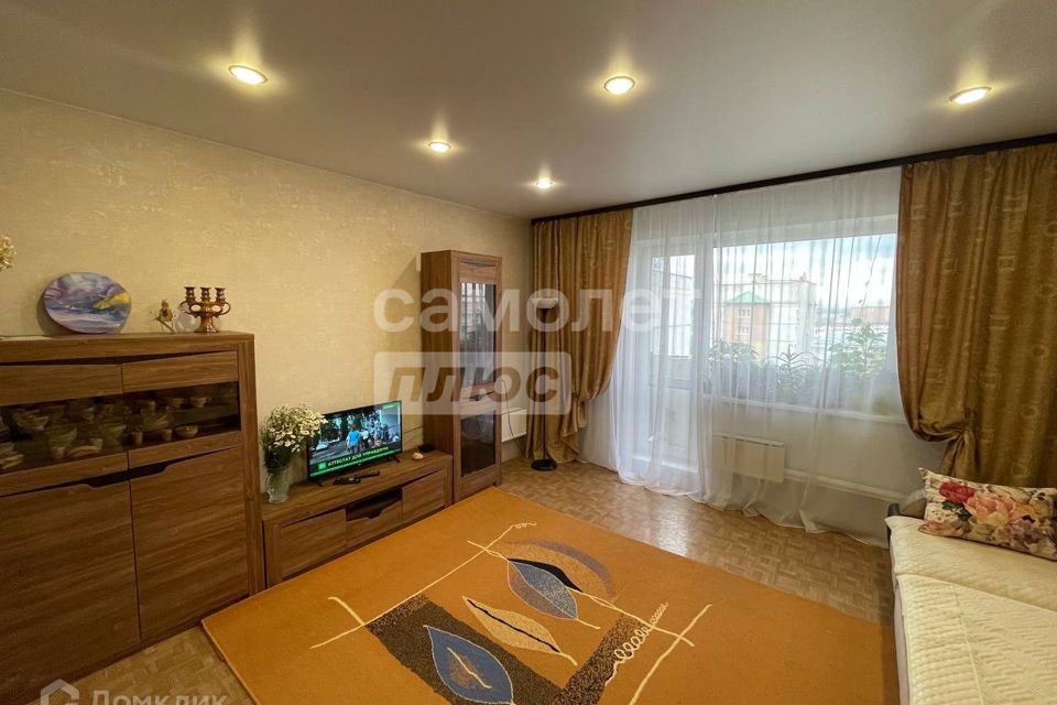 Продаётся 5-комнатная квартира, 95 м²