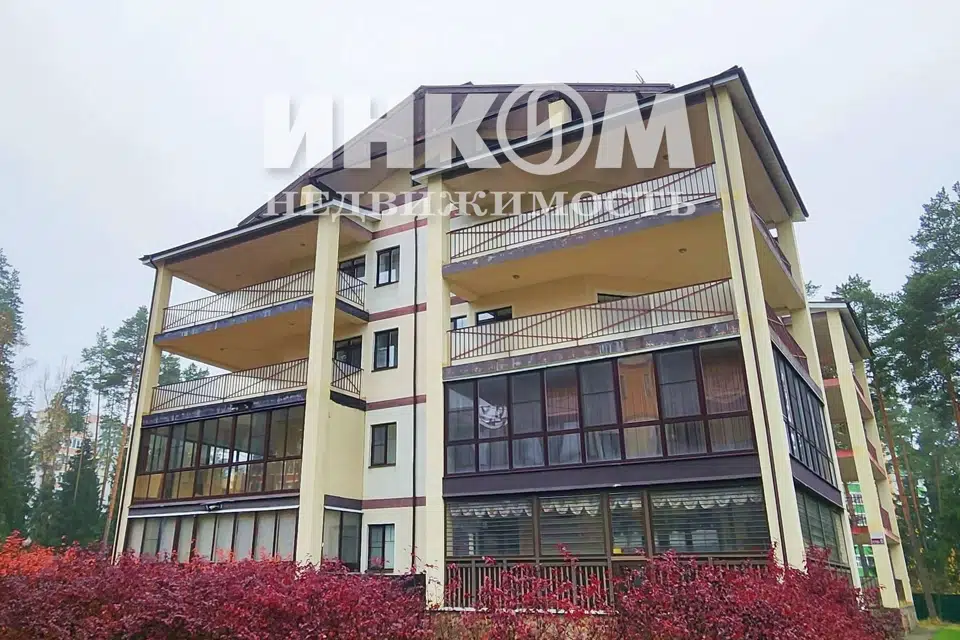 Продаётся 3-комнатная квартира, 133.2 м²