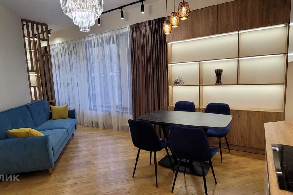 Продаётся 2-комнатная квартира, 62.2 м²