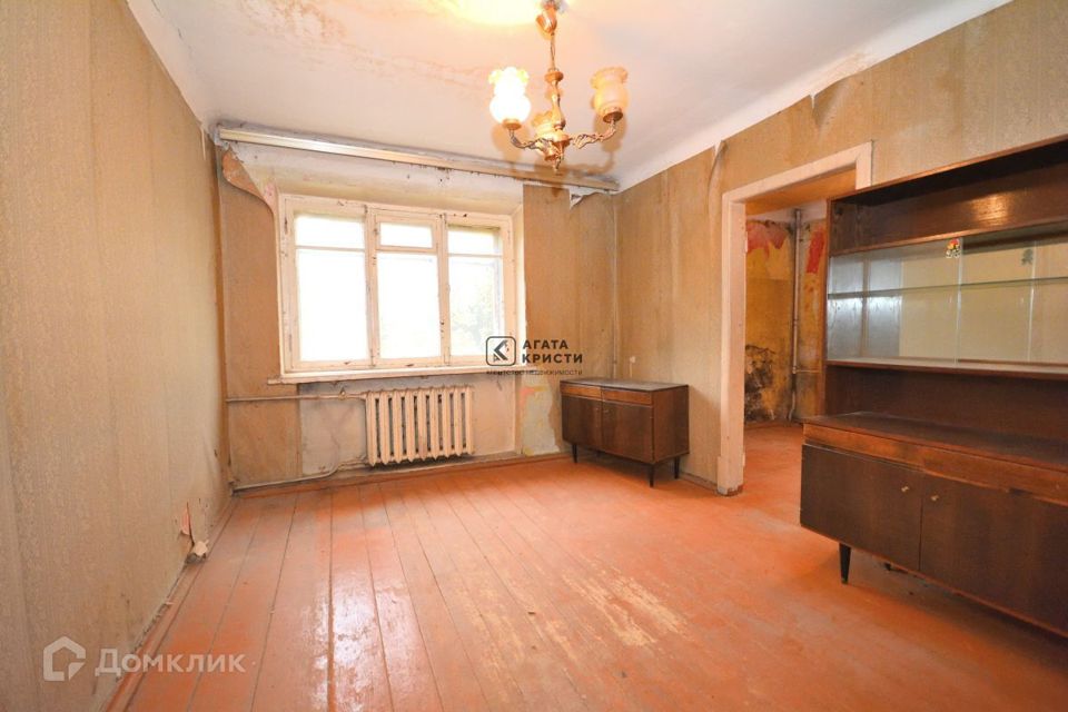 Продаётся 3-комнатная квартира, 41.5 м²