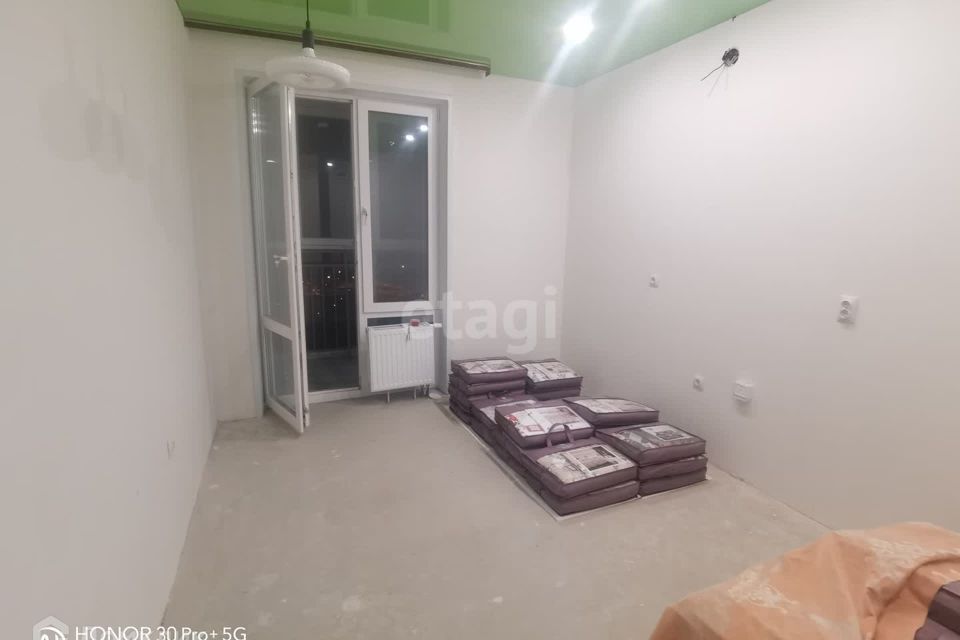 Продаётся 1-комнатная квартира, 35.7 м²