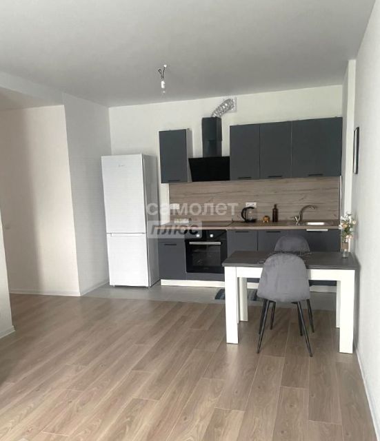 Продаётся 2-комнатная квартира, 64.4 м²