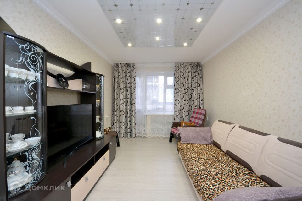 Продаётся 4-комнатная квартира, 71 м²
