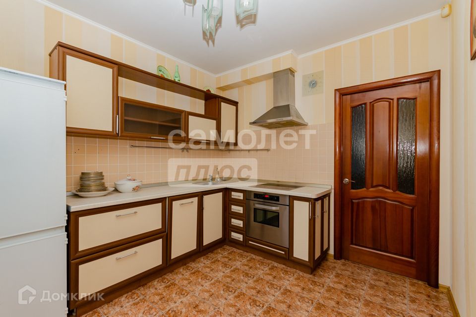 Продаётся 2-комнатная квартира, 57 м²