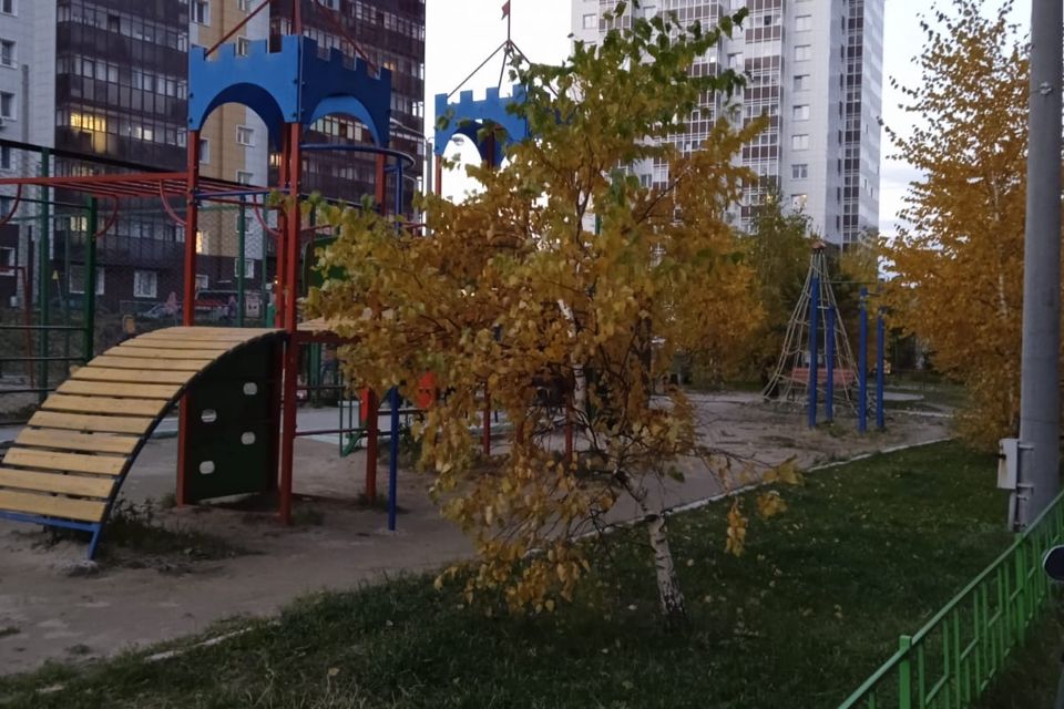 Продаётся 1-комнатная квартира, 46.7 м²