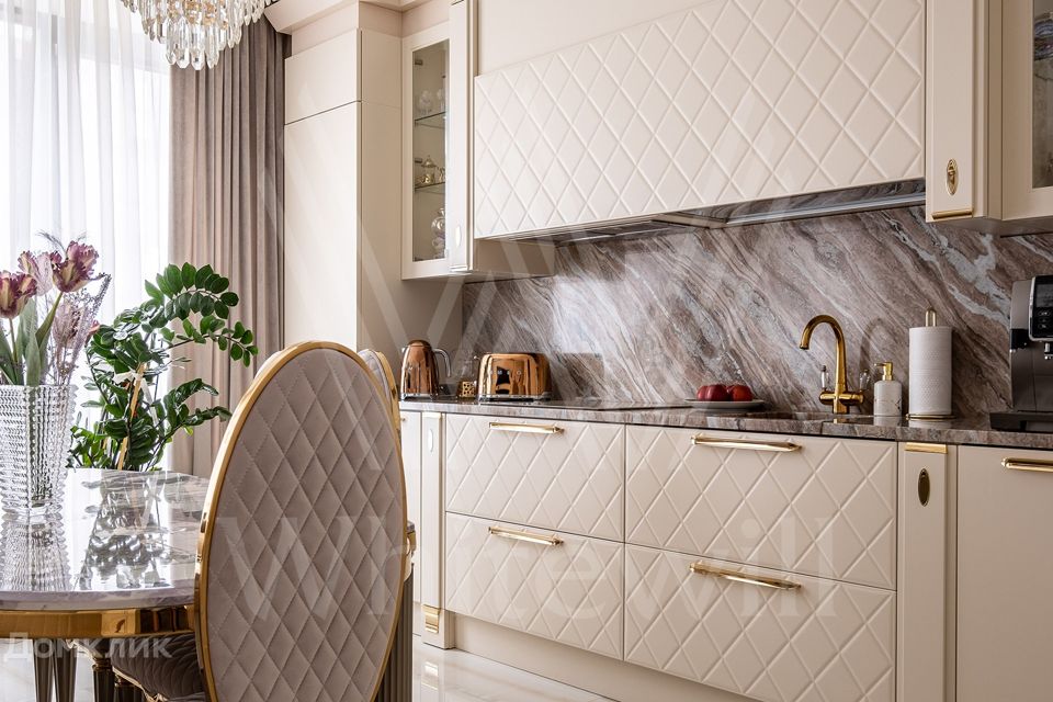 Продаётся 2-комнатная квартира, 69 м²