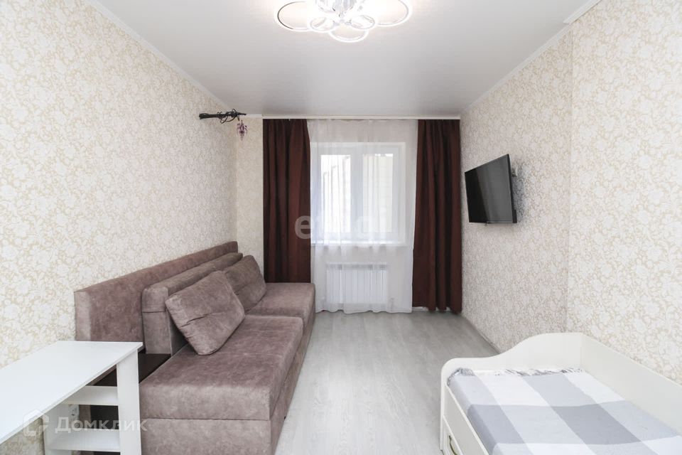 Продаётся 1-комнатная квартира, 38.2 м²