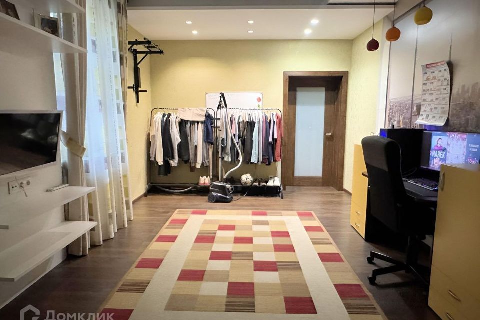 Продаётся 3-комнатная квартира, 80.6 м²