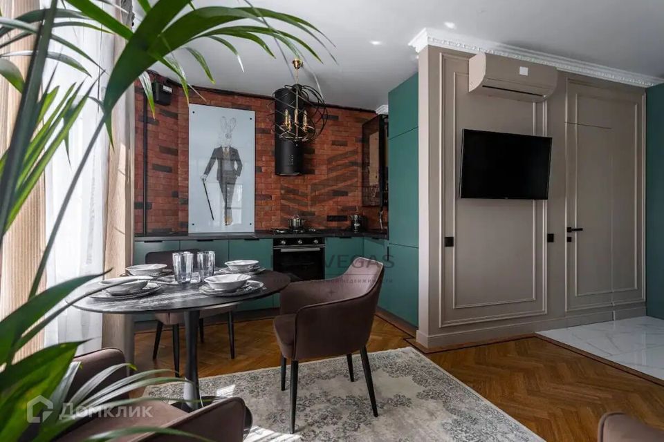 Сдаётся 1-комнатная квартира, 50 м²