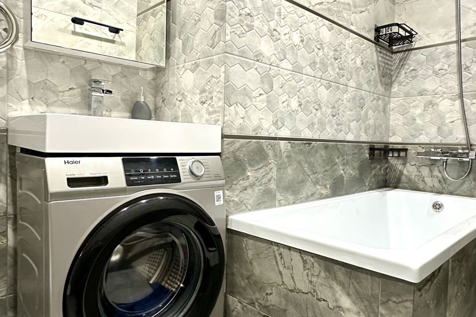 Продаётся 1-комнатная квартира, 38 м²