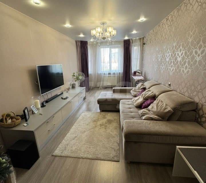 Продаётся 3-комнатная квартира, 74.9 м²