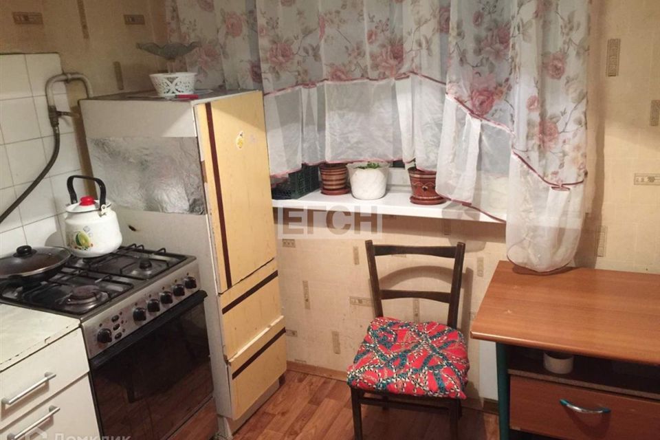 Сдаётся 3-комнатная квартира, 58 м²