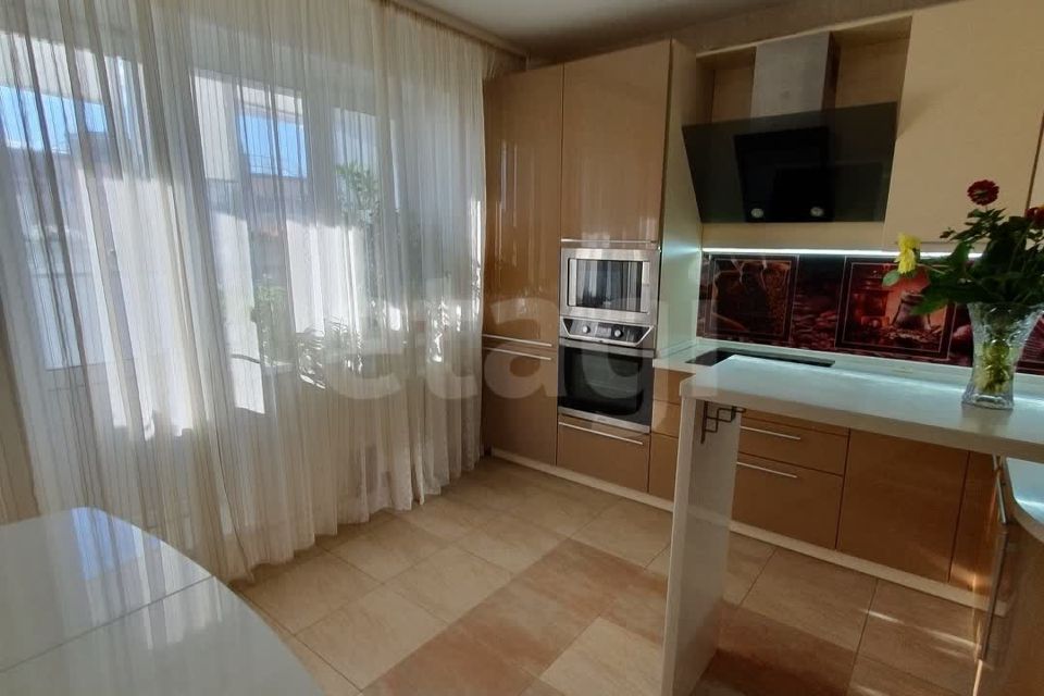Продаётся 2-комнатная квартира, 58.9 м²