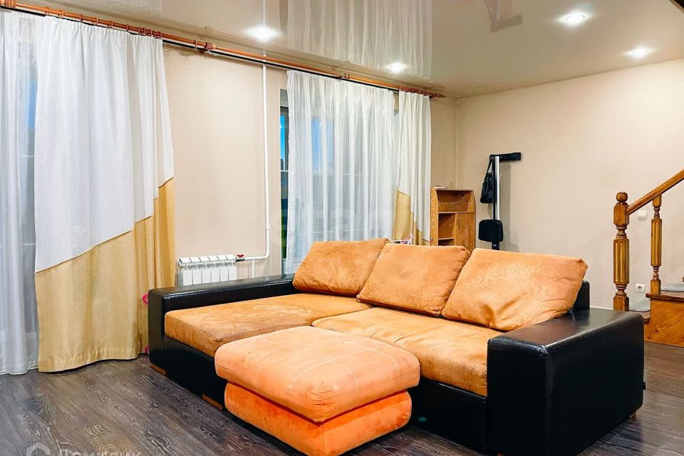 Сдаётся 2-комнатная квартира, 87.1 м²