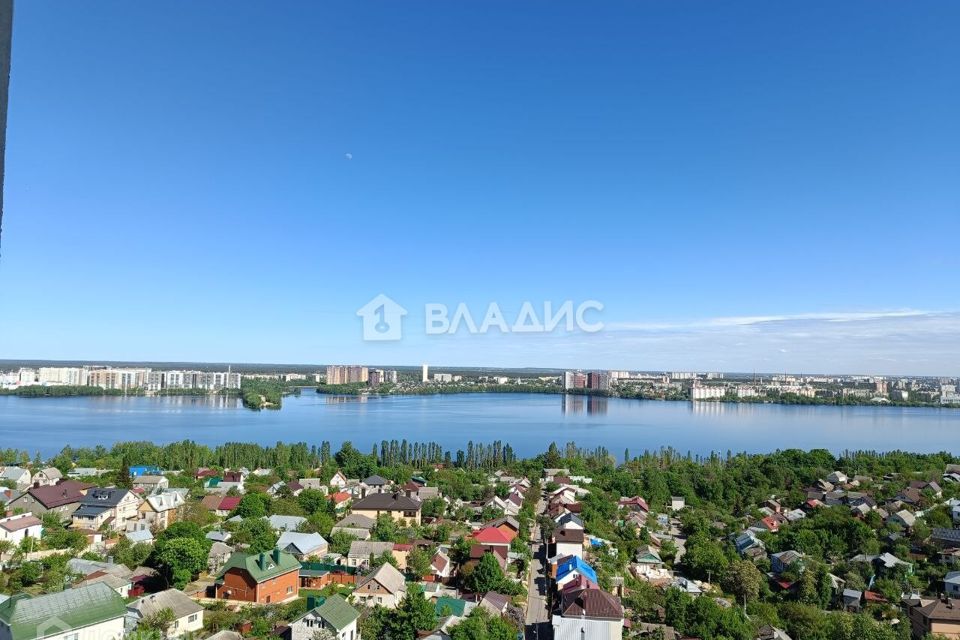 Продаётся 3-комнатная квартира, 75.7 м²