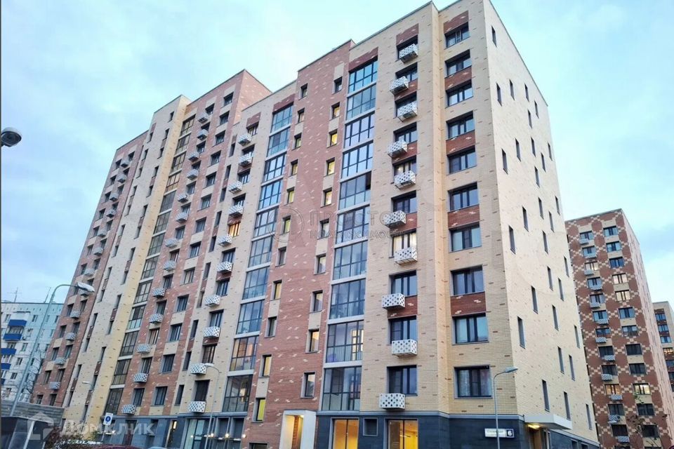 Продаётся 2-комнатная квартира, 87.4 м²