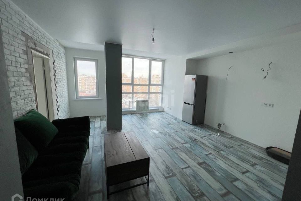 Продаётся 1-комнатная квартира, 51.5 м²