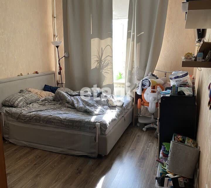Продаётся 2-комнатная квартира, 65 м²