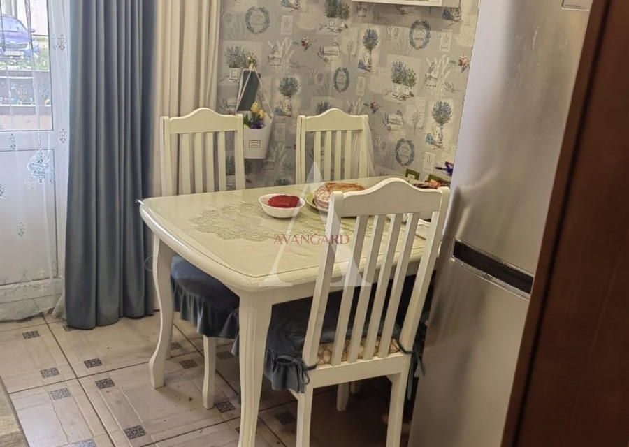 Продаётся 3-комнатная квартира, 65 м²