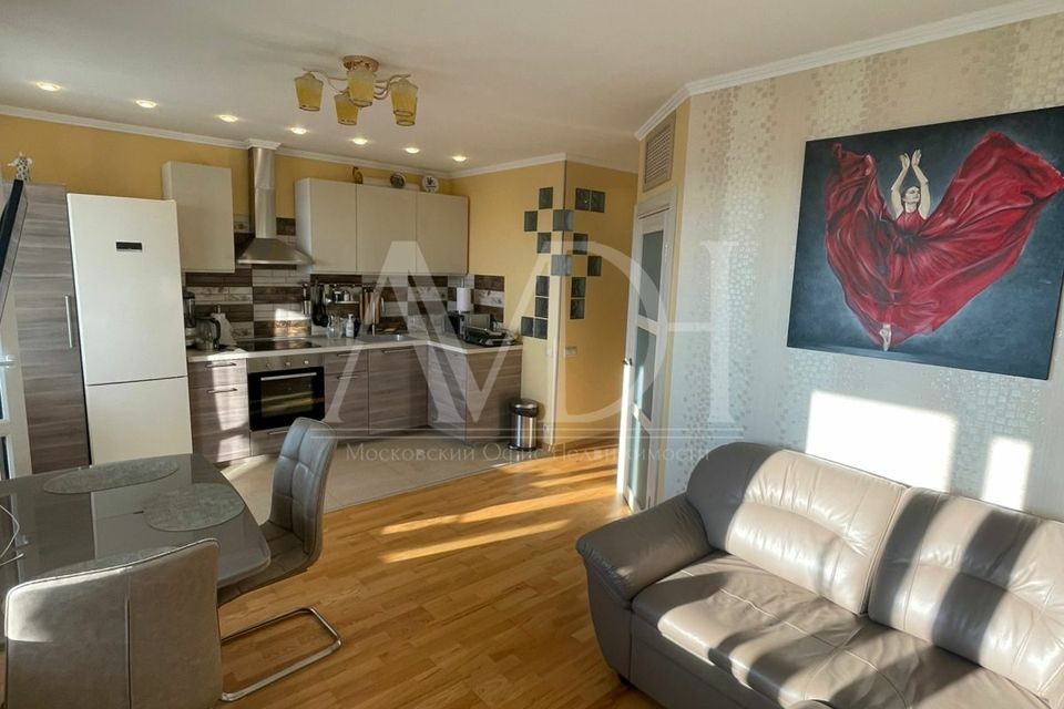 Продаётся 1-комнатная квартира, 43.3 м²