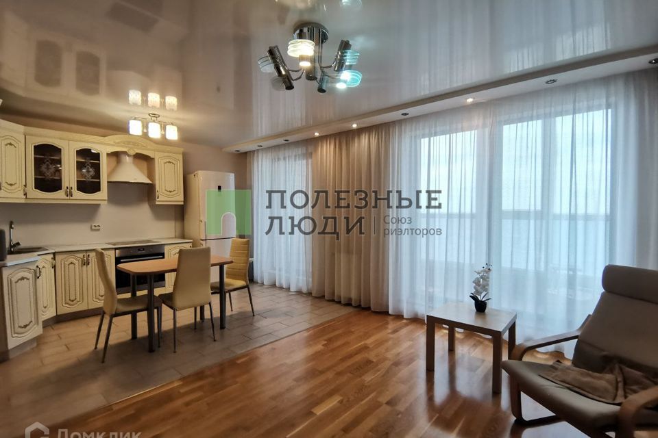 Продаётся 2-комнатная квартира, 69.6 м²
