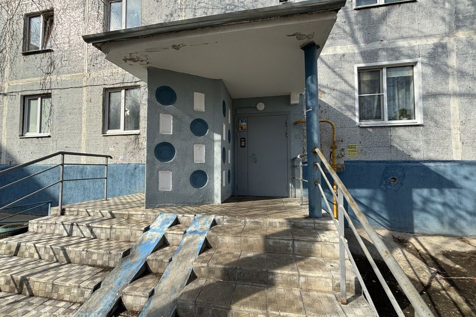 Продаётся комната в 2-комн. квартире, 10 м²