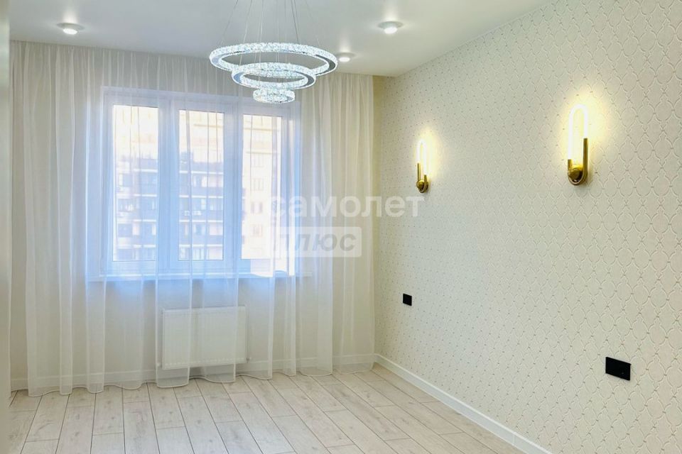 Продаётся 1-комнатная квартира, 42 м²