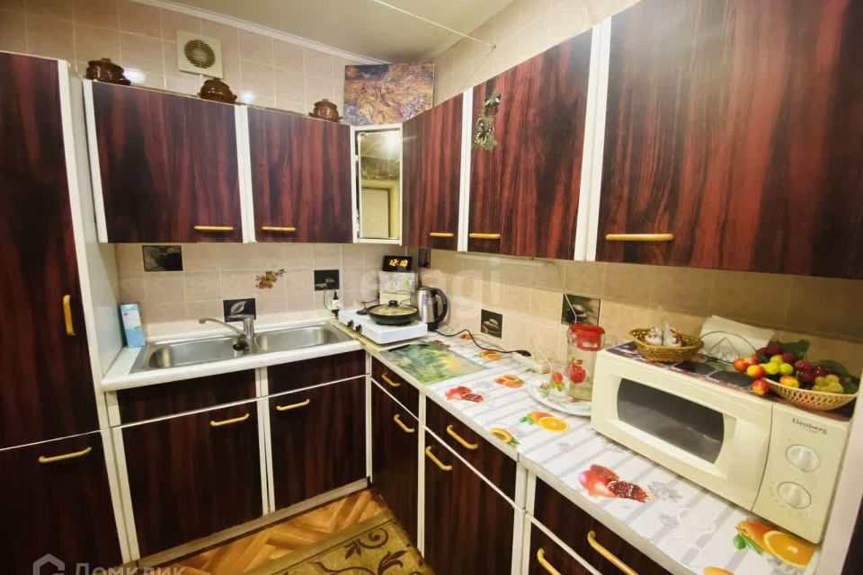 Продаётся комната в 1-комн. квартире, 18 м²