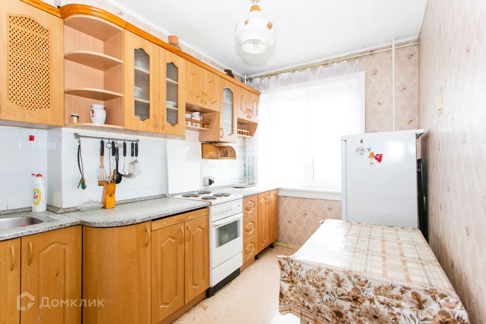 Продаётся 4-комнатная квартира, 74.2 м²