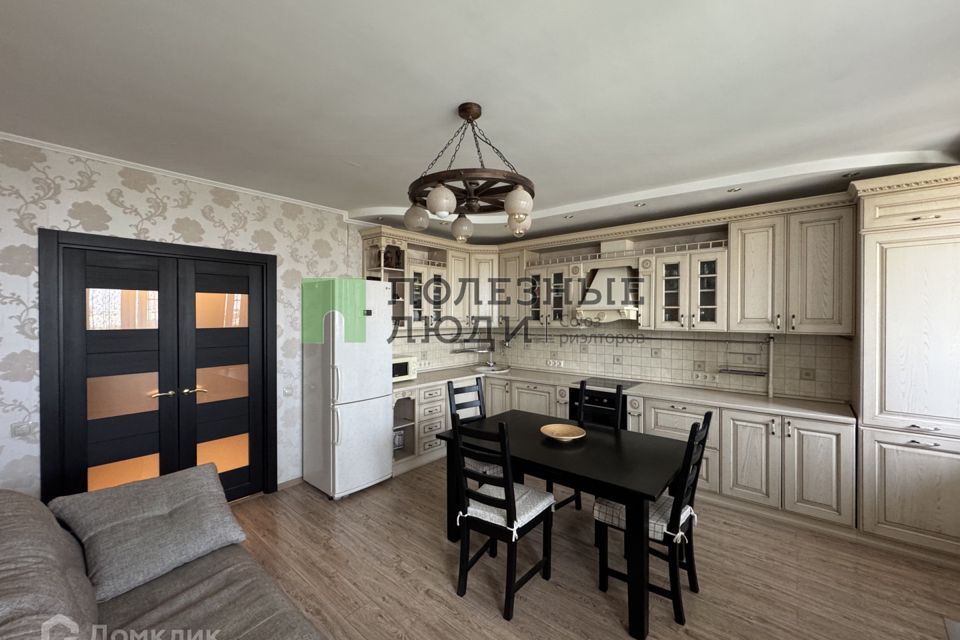 Продаётся 3-комнатная квартира, 61.5 м²
