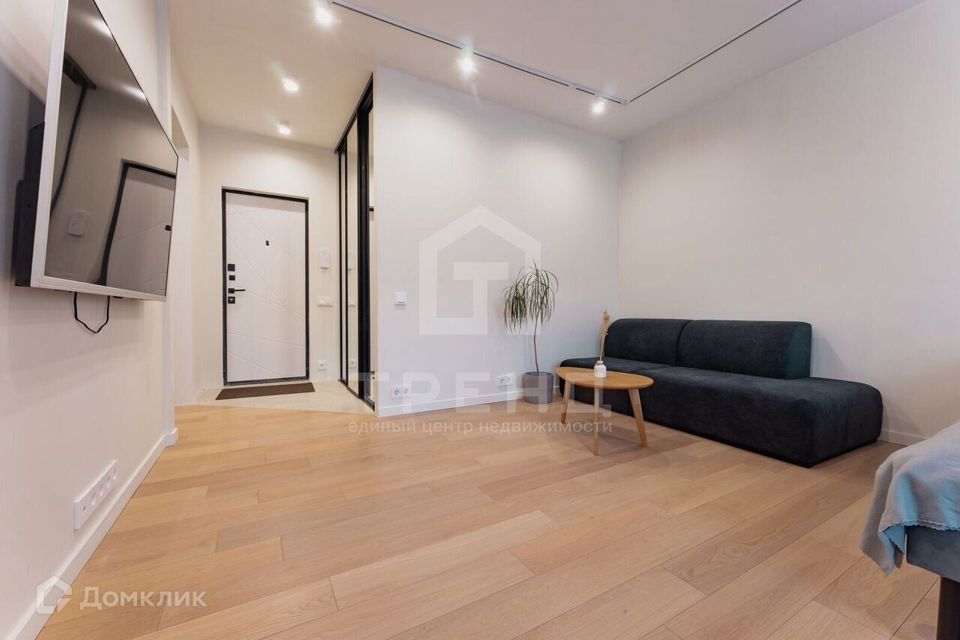 Продаётся 1-комнатная квартира, 38 м²