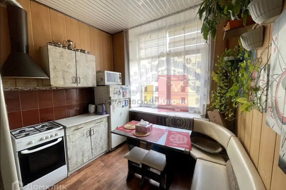 Продаётся 2-комнатная квартира, 57 м²