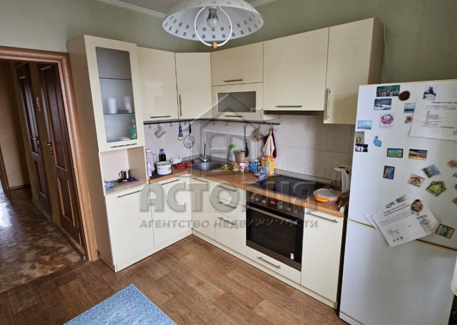 Продаётся 4-комнатная квартира, 78 м²