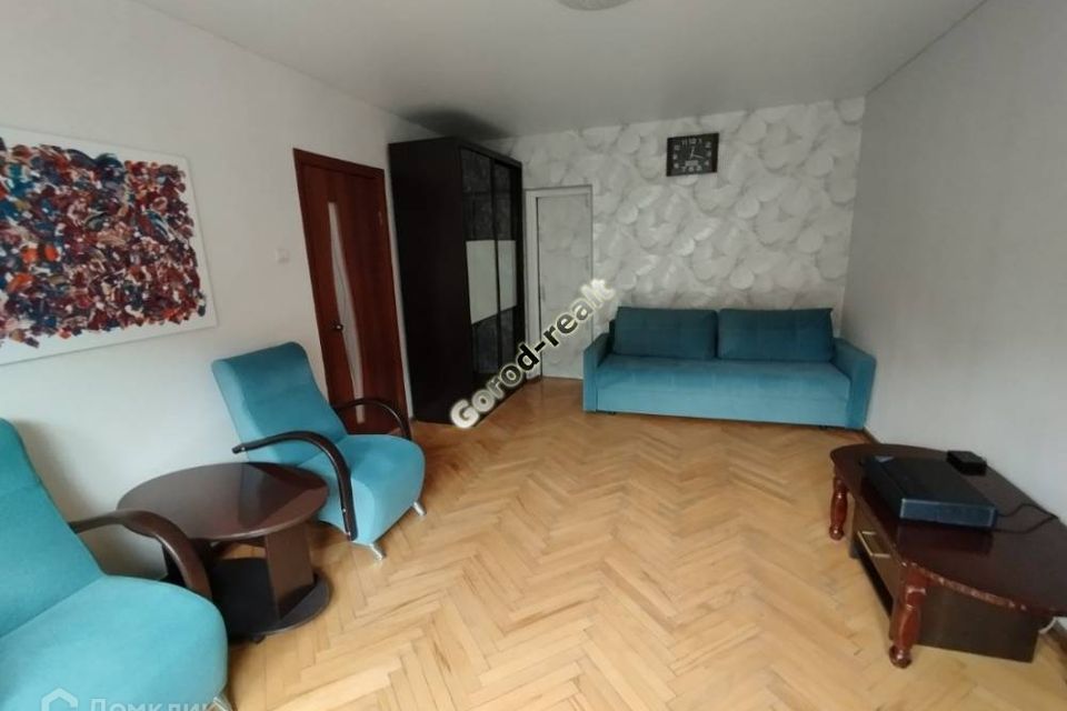 Продаётся 1-комнатная квартира, 37.5 м²