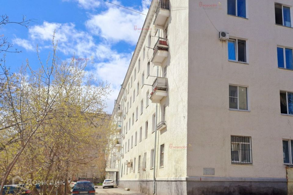 Продаётся комната в 1-комн. квартире, 18 м²