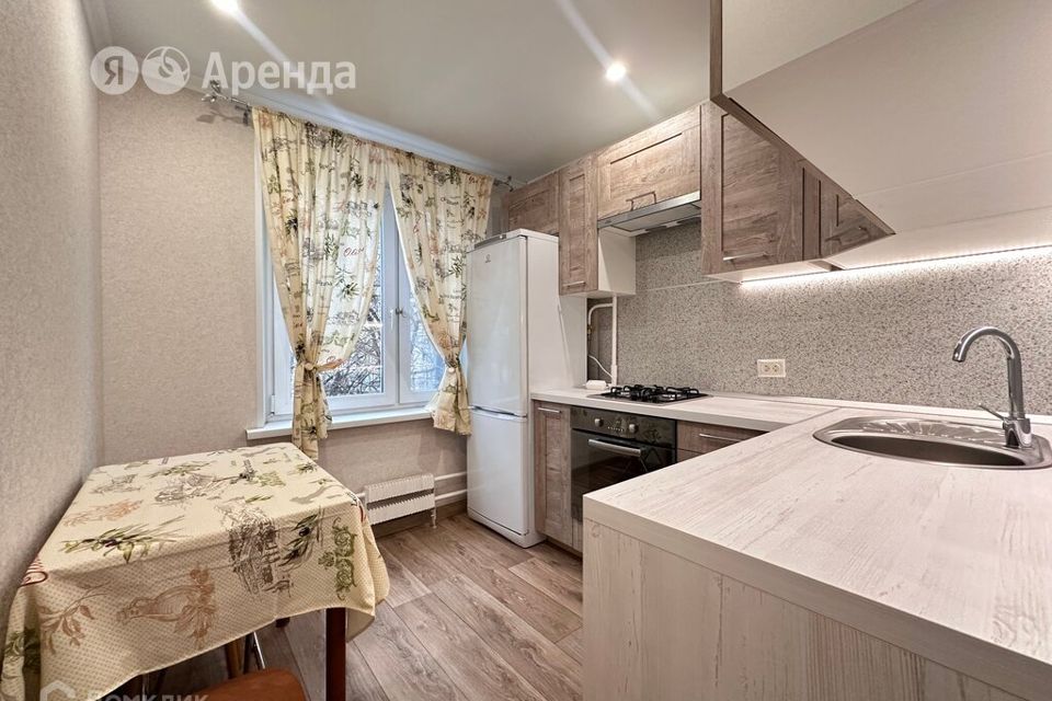 Сдаётся 1-комнатная квартира, 32 м²