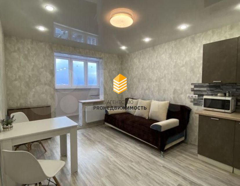 Продаётся 1-комнатная квартира, 37.2 м²