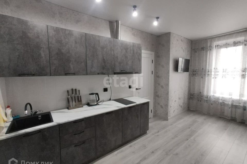 Сдаётся 1-комнатная квартира, 38 м²