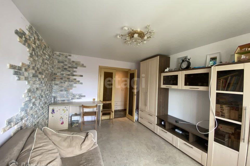 Продаётся 2-комнатная квартира, 48.7 м²