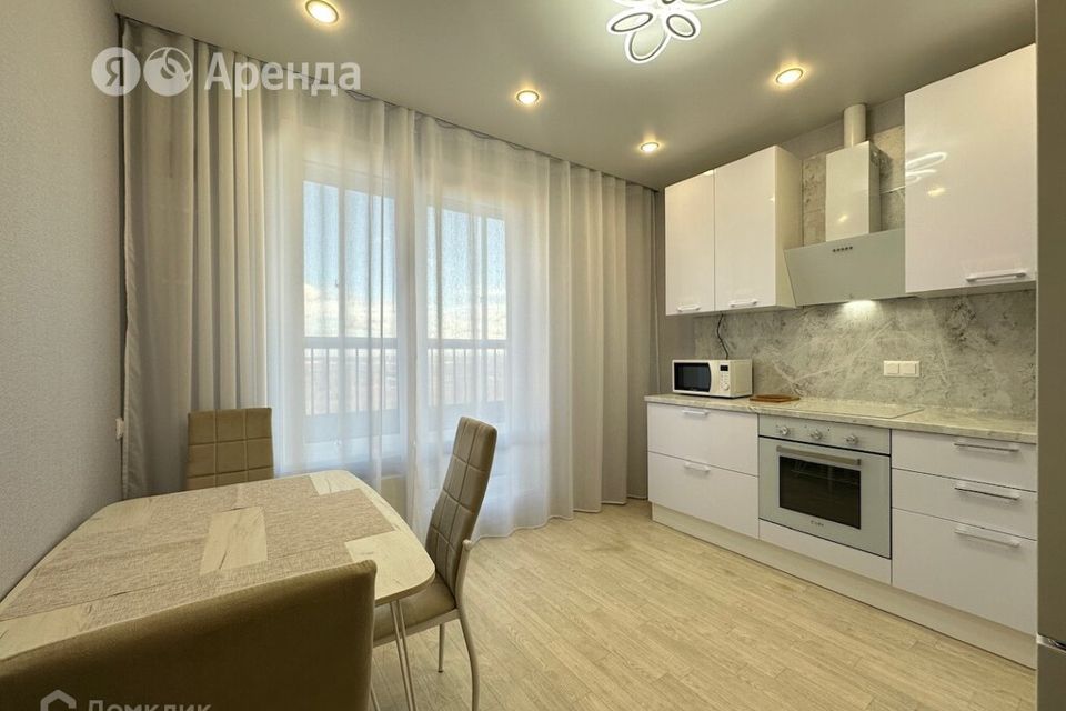 Сдаётся 1-комнатная квартира, 38 м²