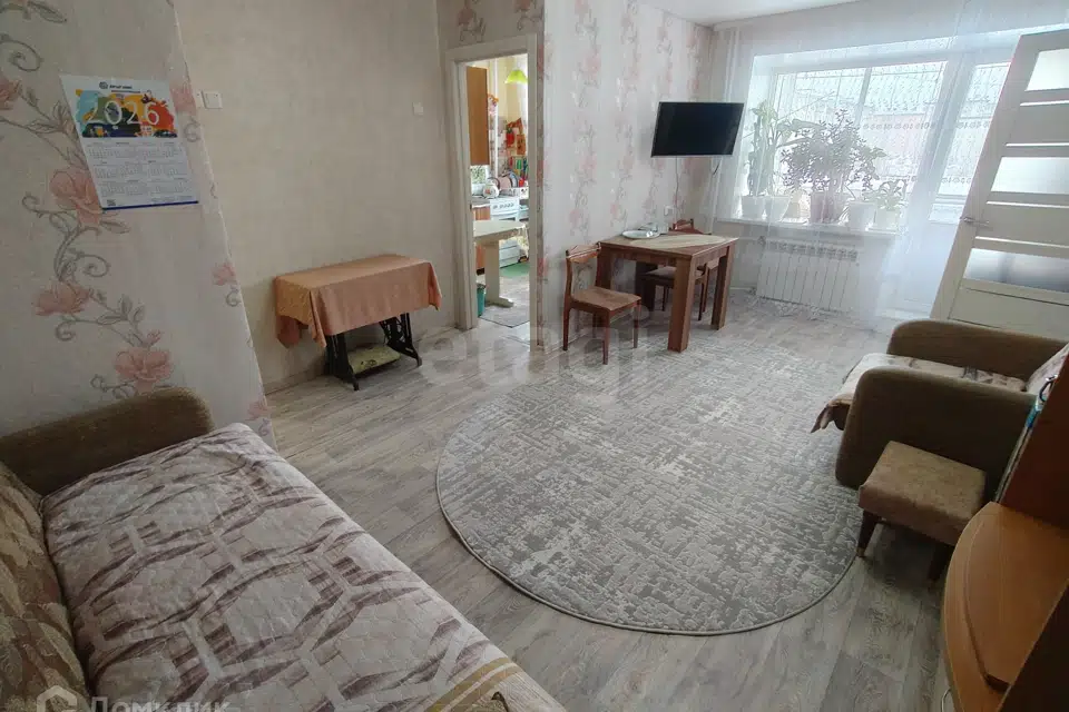Продаётся 2-комнатная квартира, 43.2 м²