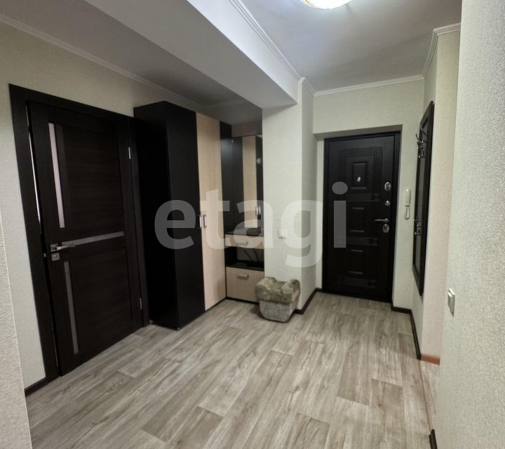 Продаётся 3-комнатная квартира, 65 м²